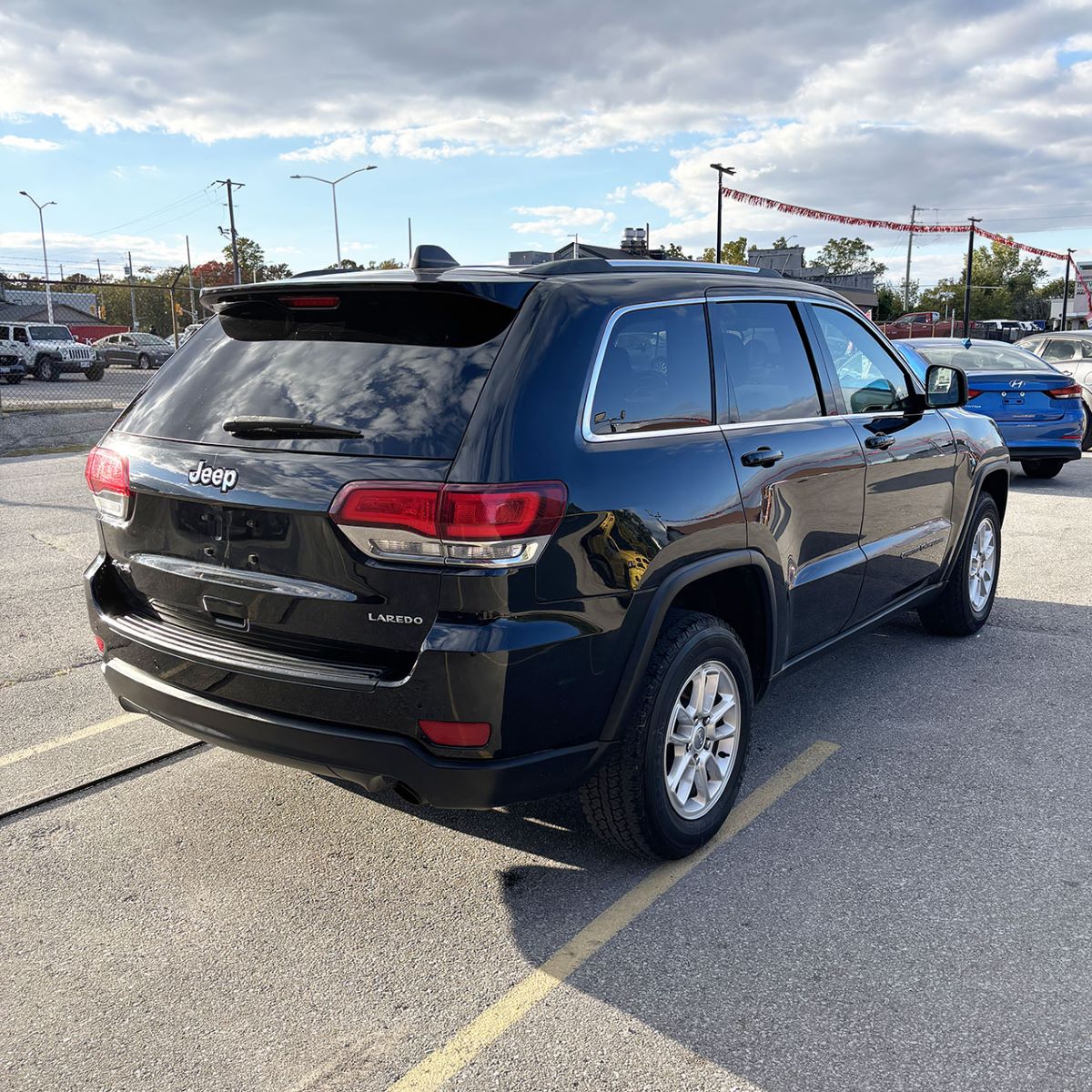 2020 Jeep Grand Cherokee Laredo