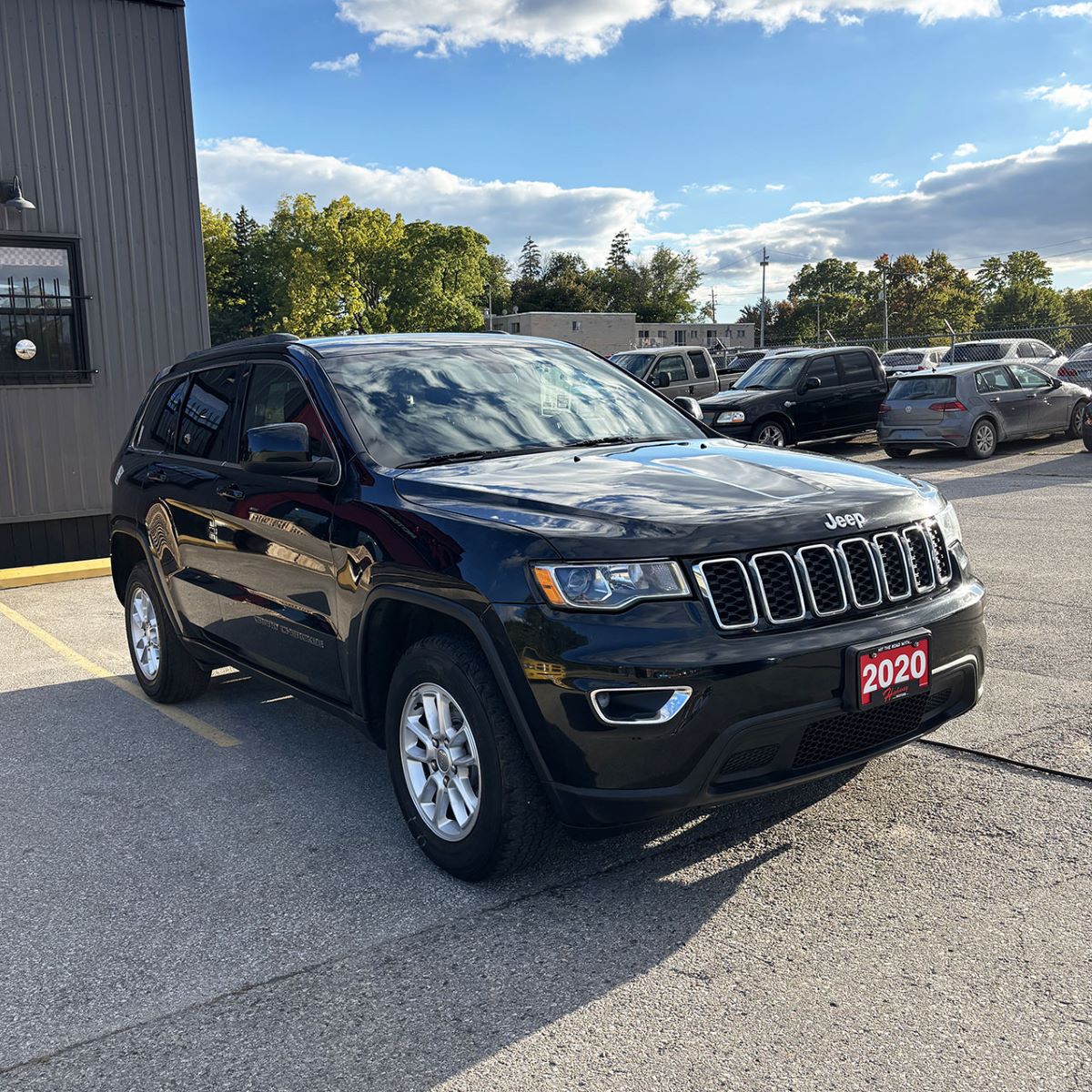2020 Jeep Grand Cherokee Laredo