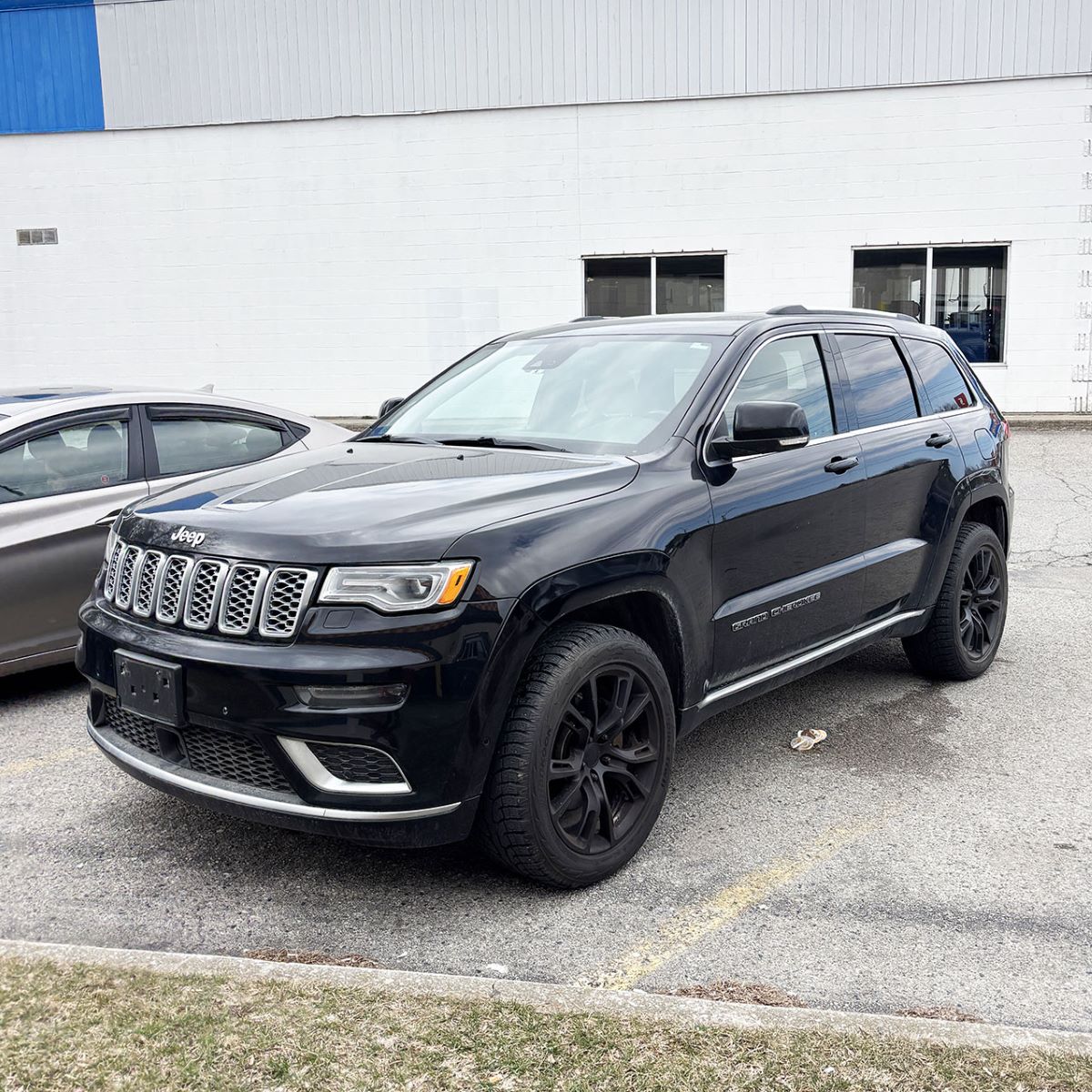2017 Jeep Grand CherokeeSummit