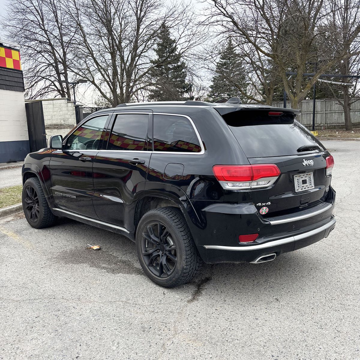 2017 Jeep Grand CherokeeSummit