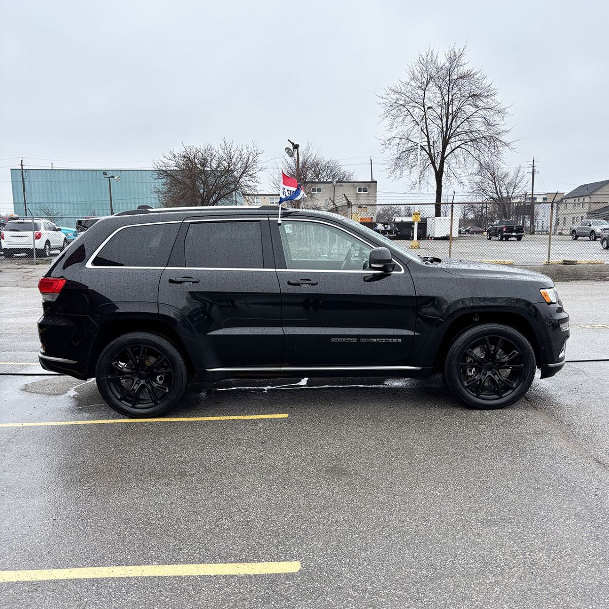 2017 Jeep Grand CherokeeSummit