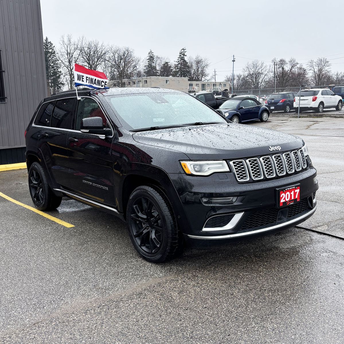 2017 Jeep Grand CherokeeSummit