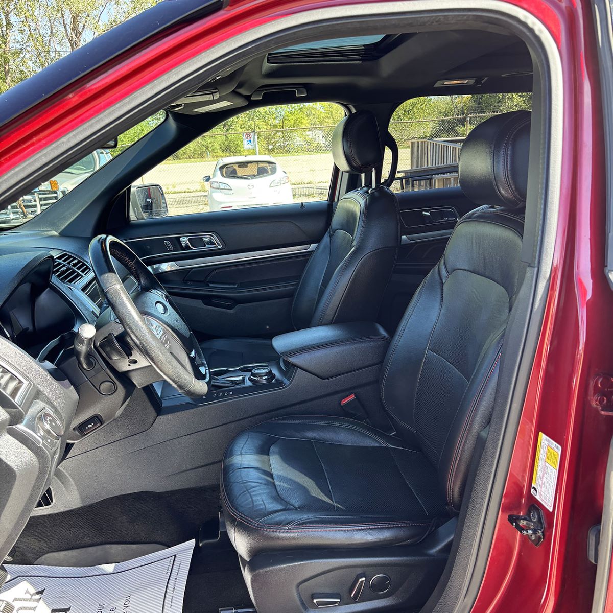 2017 Ford ExplorerSport | 7 Passenger | Pano Roof | Cooled Seats