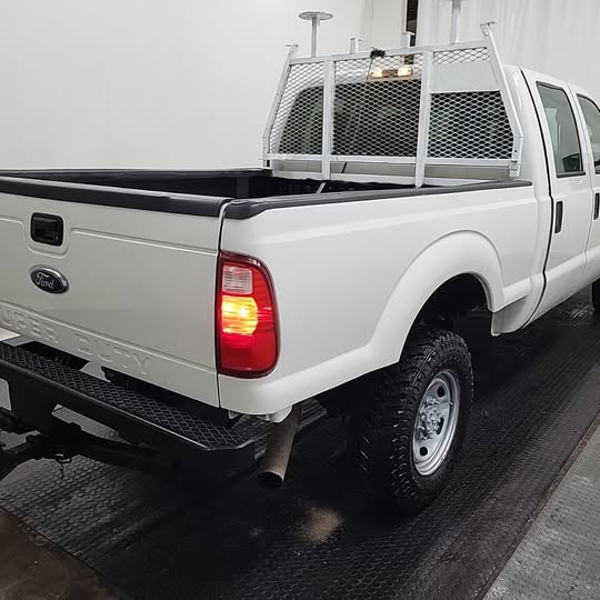 2016 Ford F350 Super DutySRW XL 6.75ft bed 172