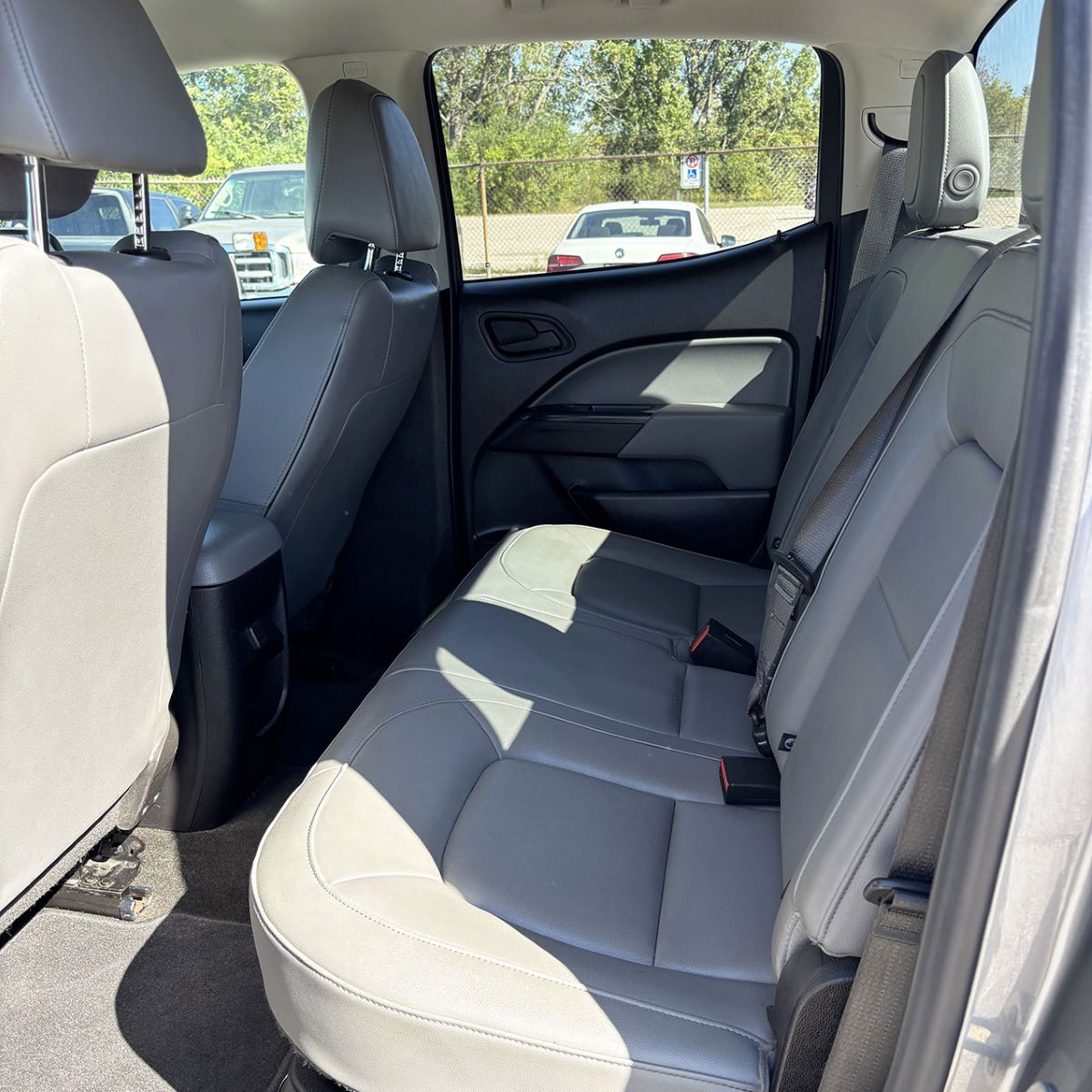 2018 Chevrolet ColoradoWT | Crew Cab | 4X4 | Side Steps | Tonneau 