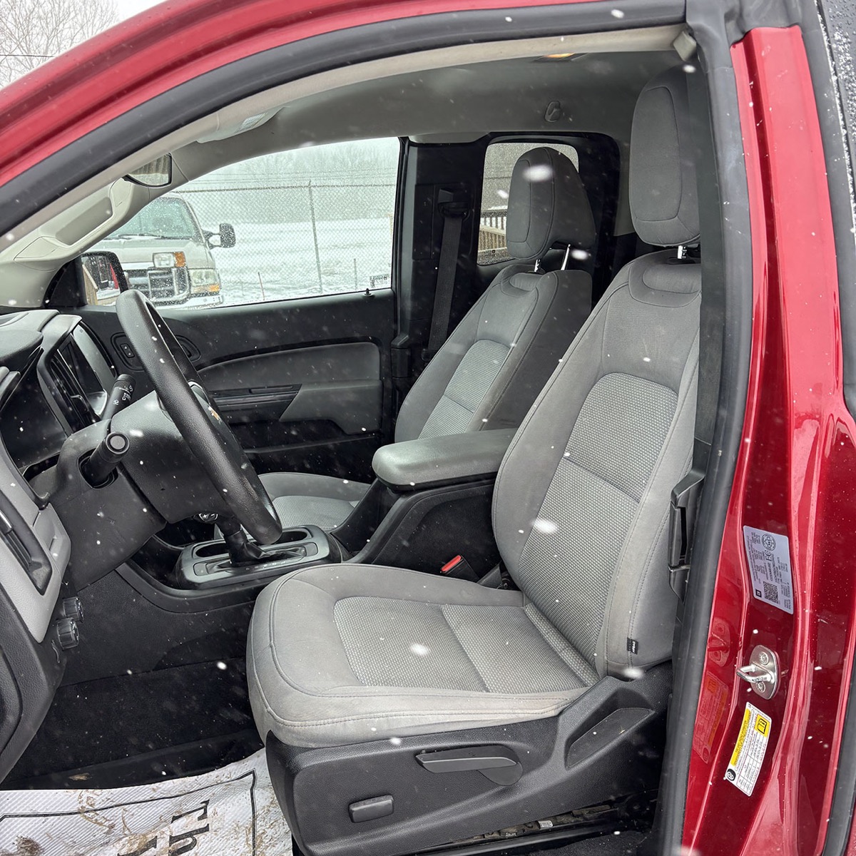 2021 Chevrolet ColoradoWT, Ext. Cab, 4WD