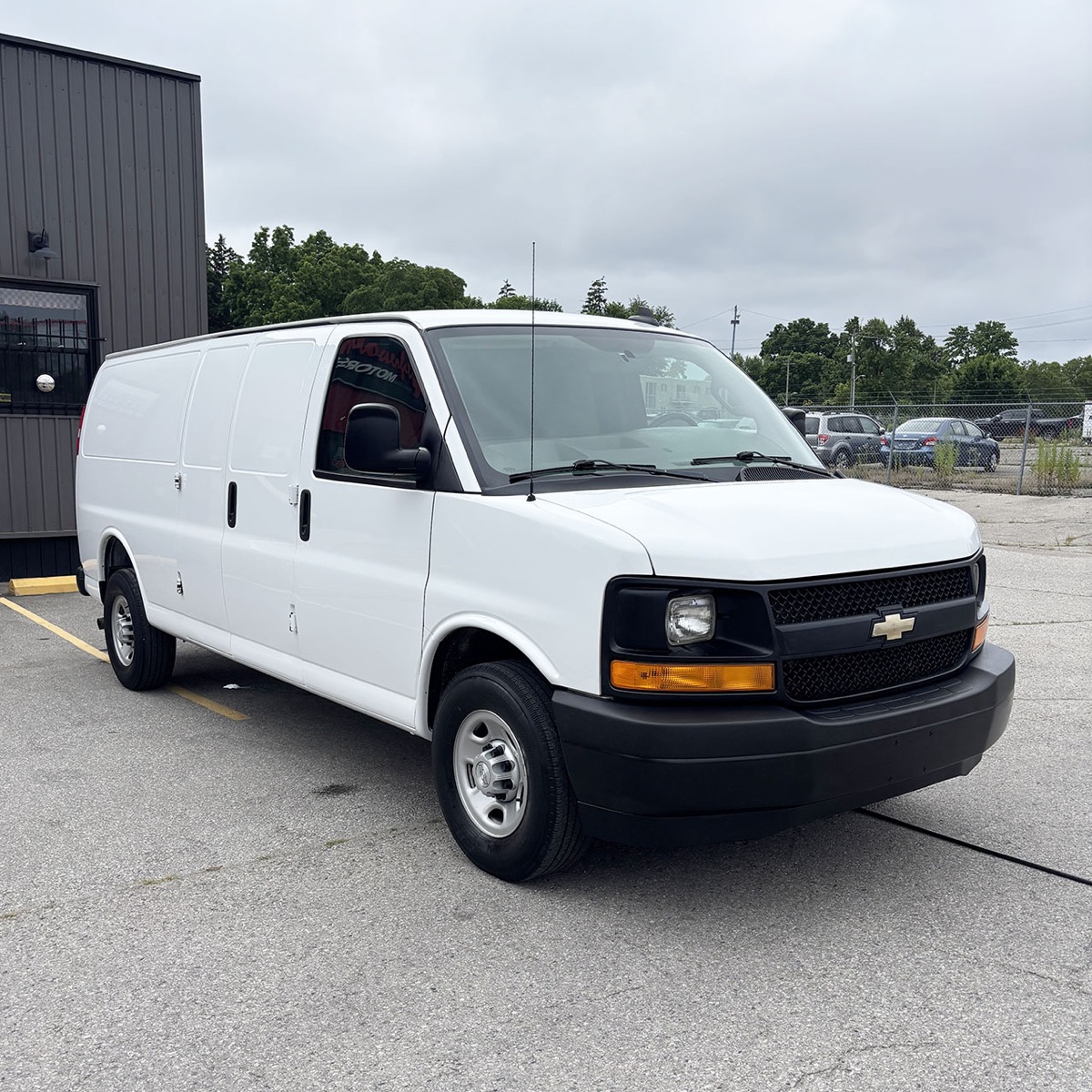 2017 Chevrolet Express2500 Cargo Extended 155-in