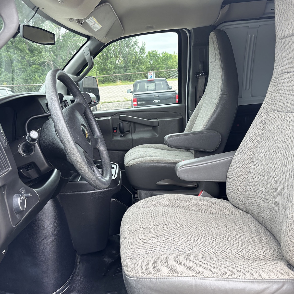 2017 Chevrolet Express2500 Cargo Extended 155-in