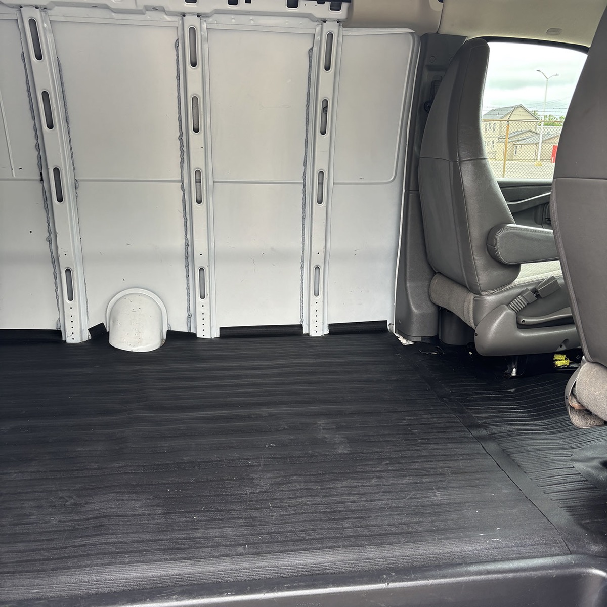 2017 Chevrolet Express2500 Cargo Extended 155-in