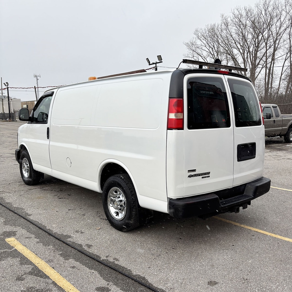 2011 Chevrolet ExpressCargo 2500 RWD 135