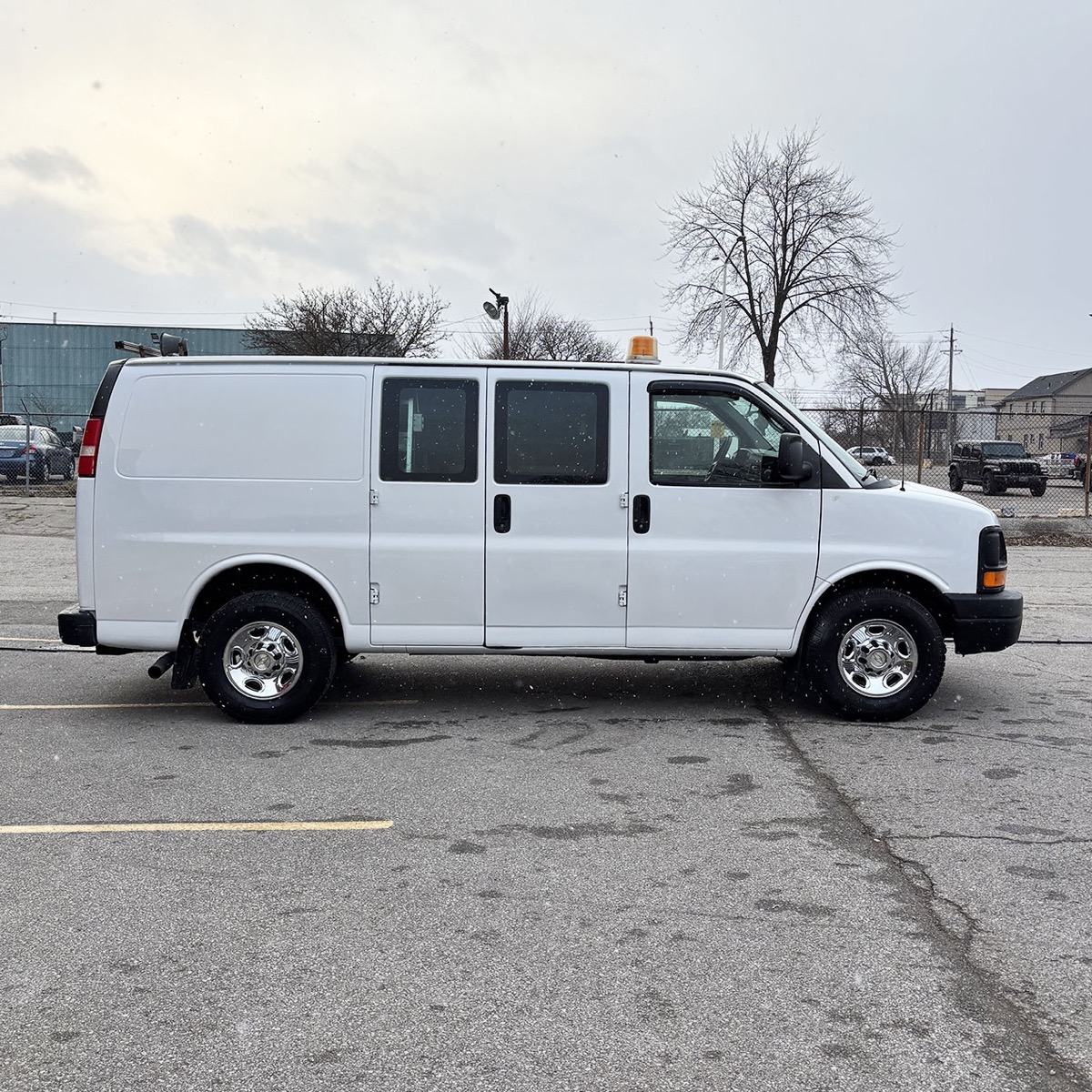 2011 Chevrolet ExpressCargo 2500 RWD 135