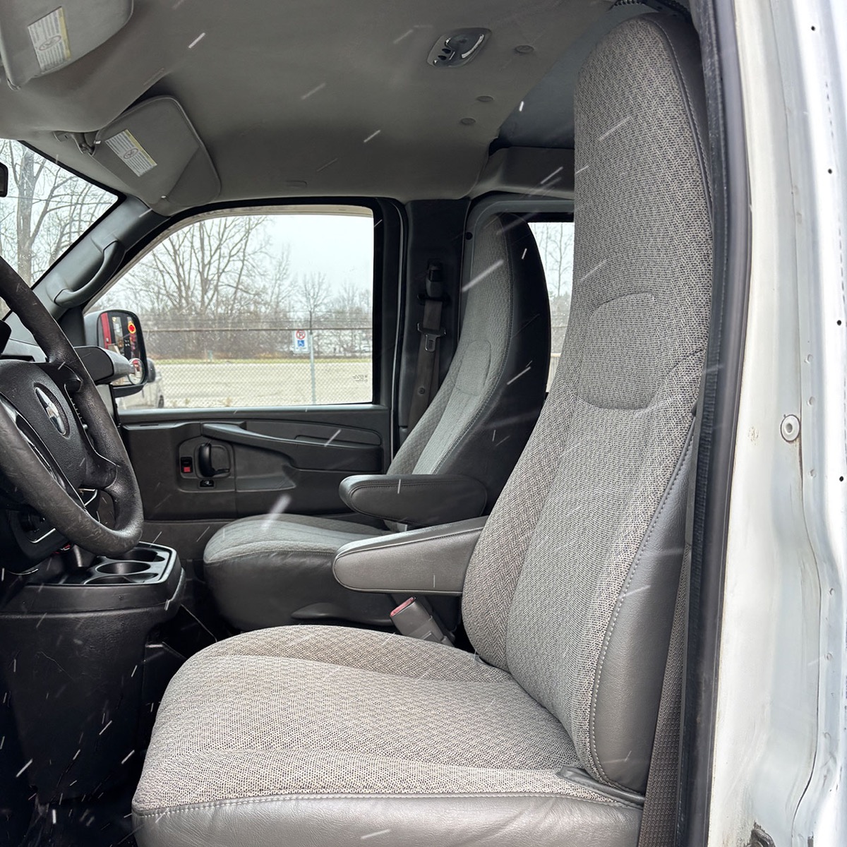 2011 Chevrolet ExpressCargo 2500 RWD 135