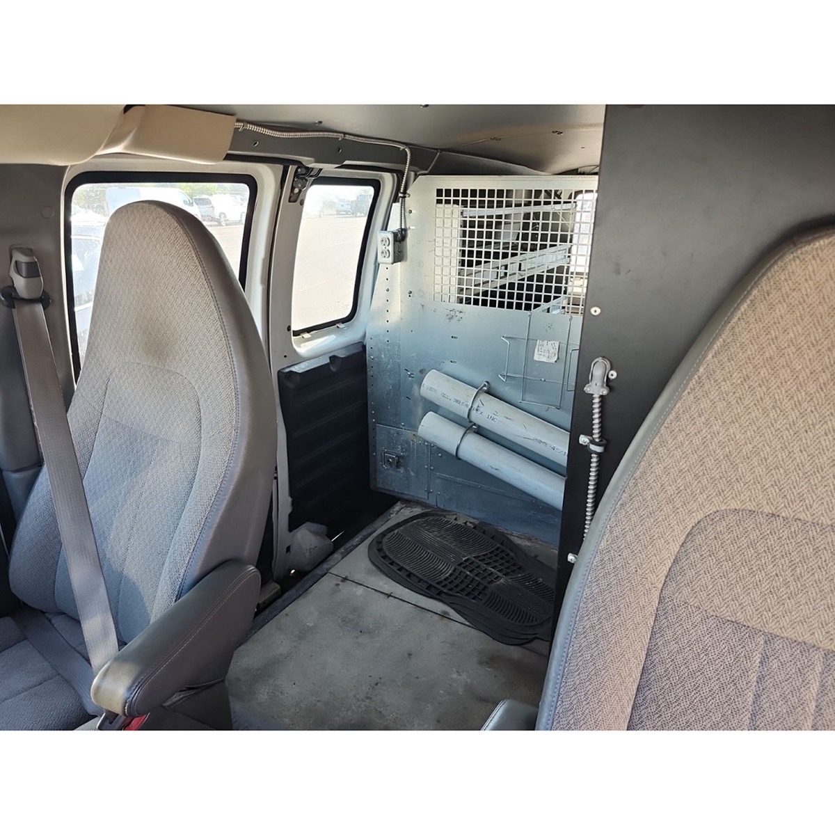 2011 Chevrolet ExpressCargo 2500 RWD 135