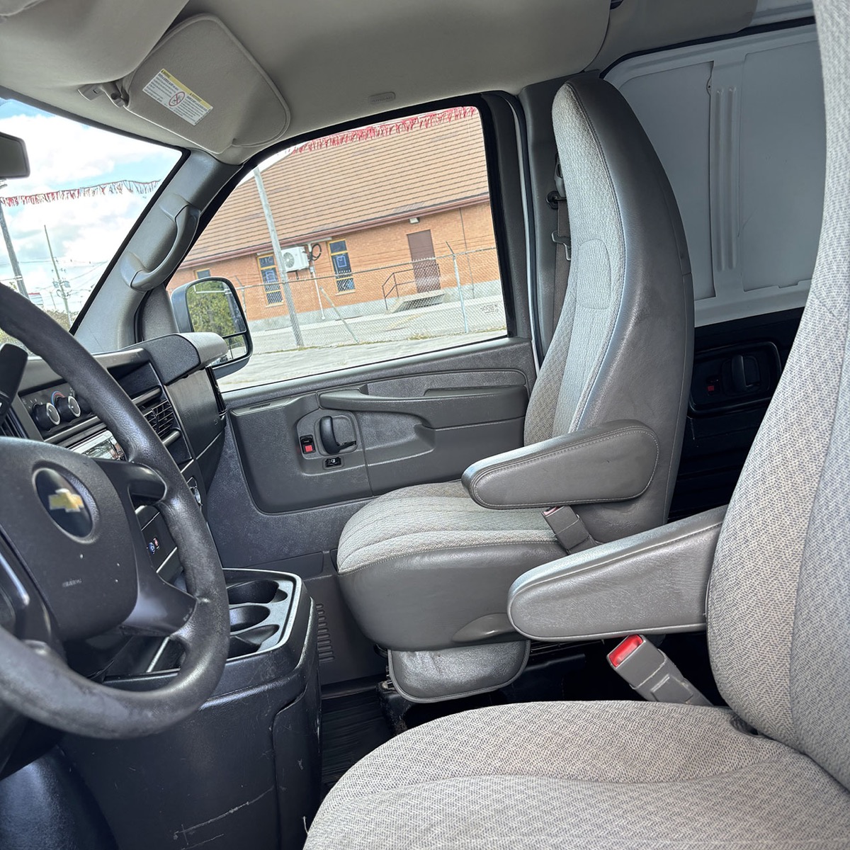 2015 Chevrolet ExpressCargo 2500 RWD 135