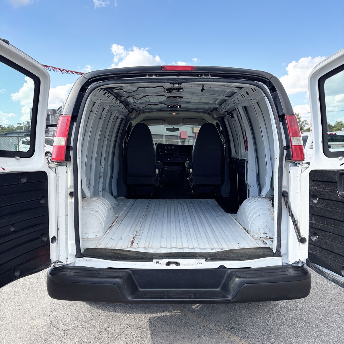 2015 Chevrolet ExpressCargo 2500 RWD 135