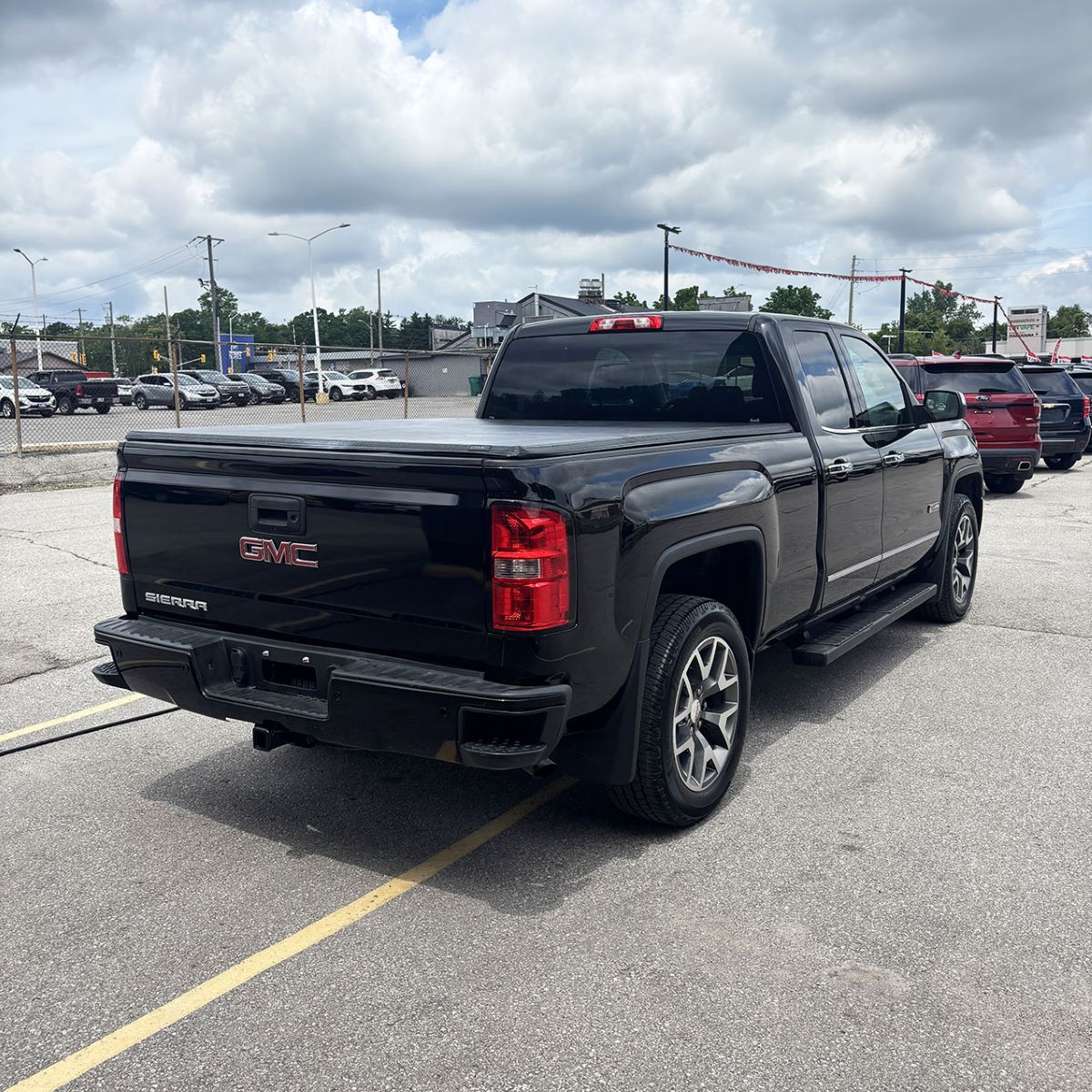 2014 GMC Sierra 1500SLT | Double Cab | 4x4 | All Terrain