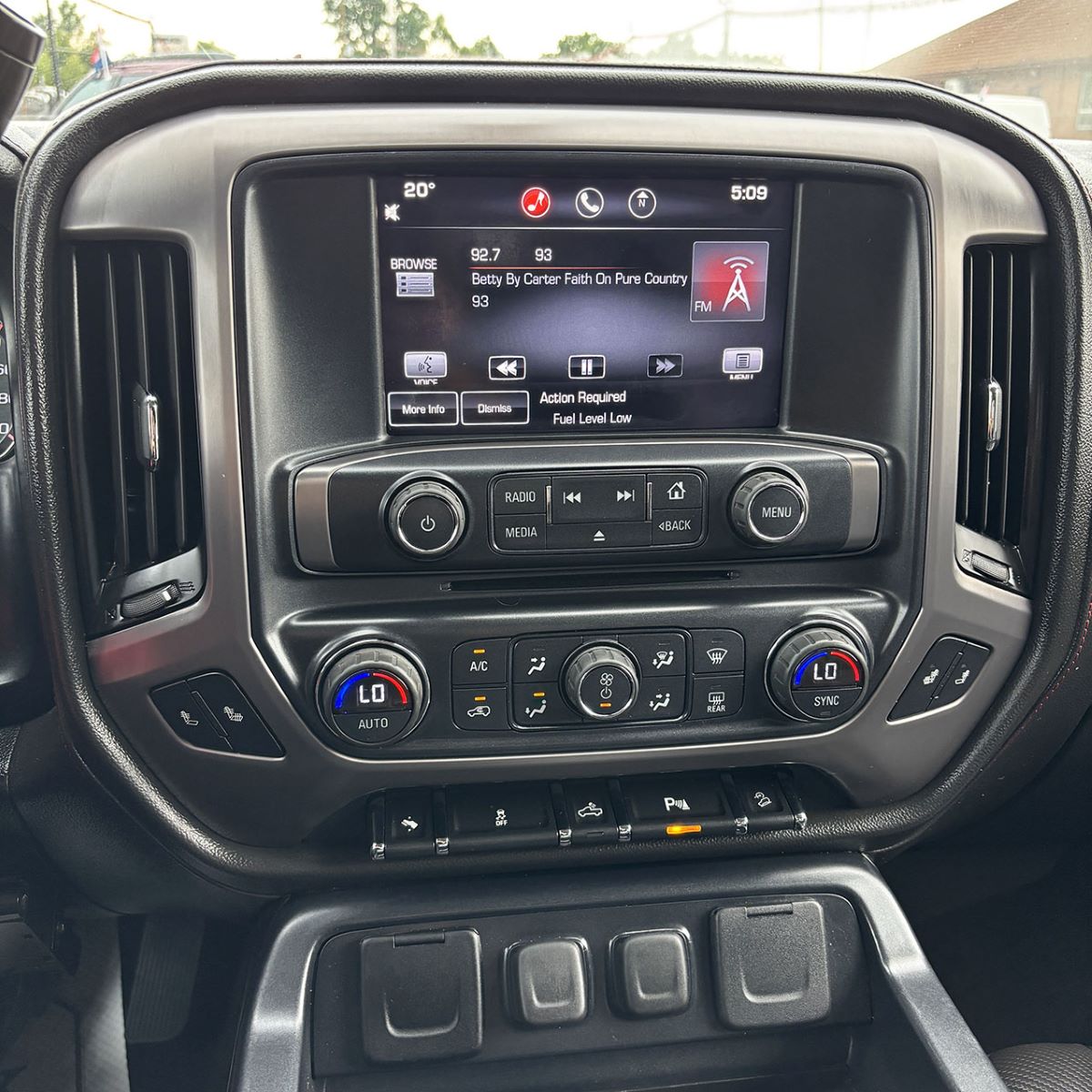 2014 GMC Sierra 1500SLT | Double Cab | 4x4 | All Terrain