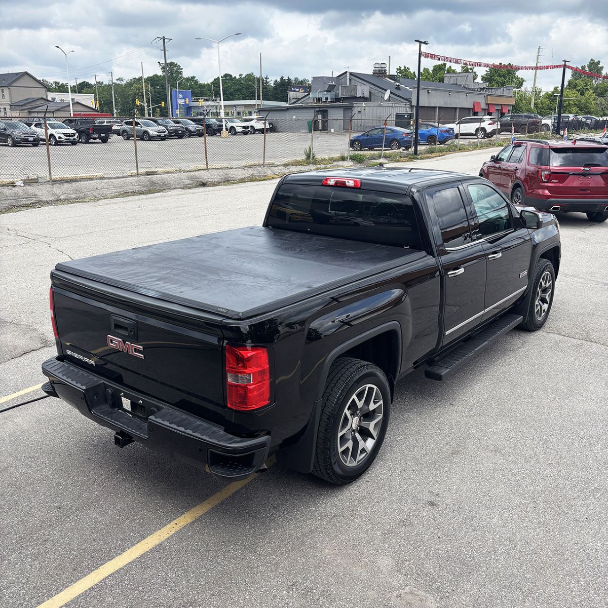 2014 GMC Sierra 1500SLT | Double Cab | 4x4 | All Terrain