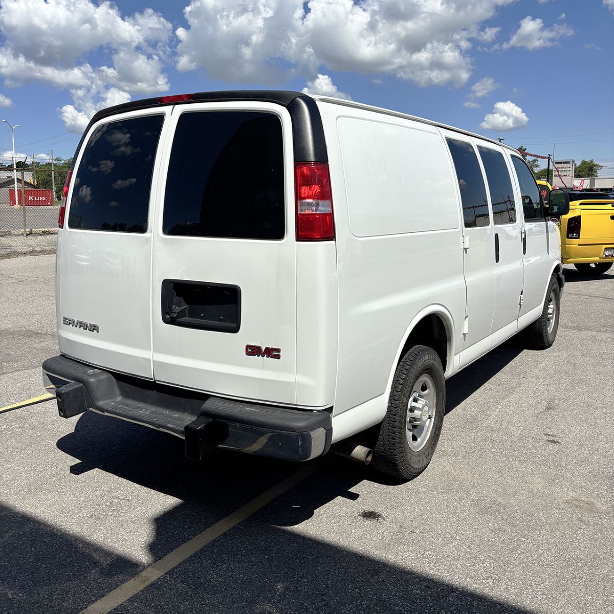 2018 GMC SavanaCargo 2500