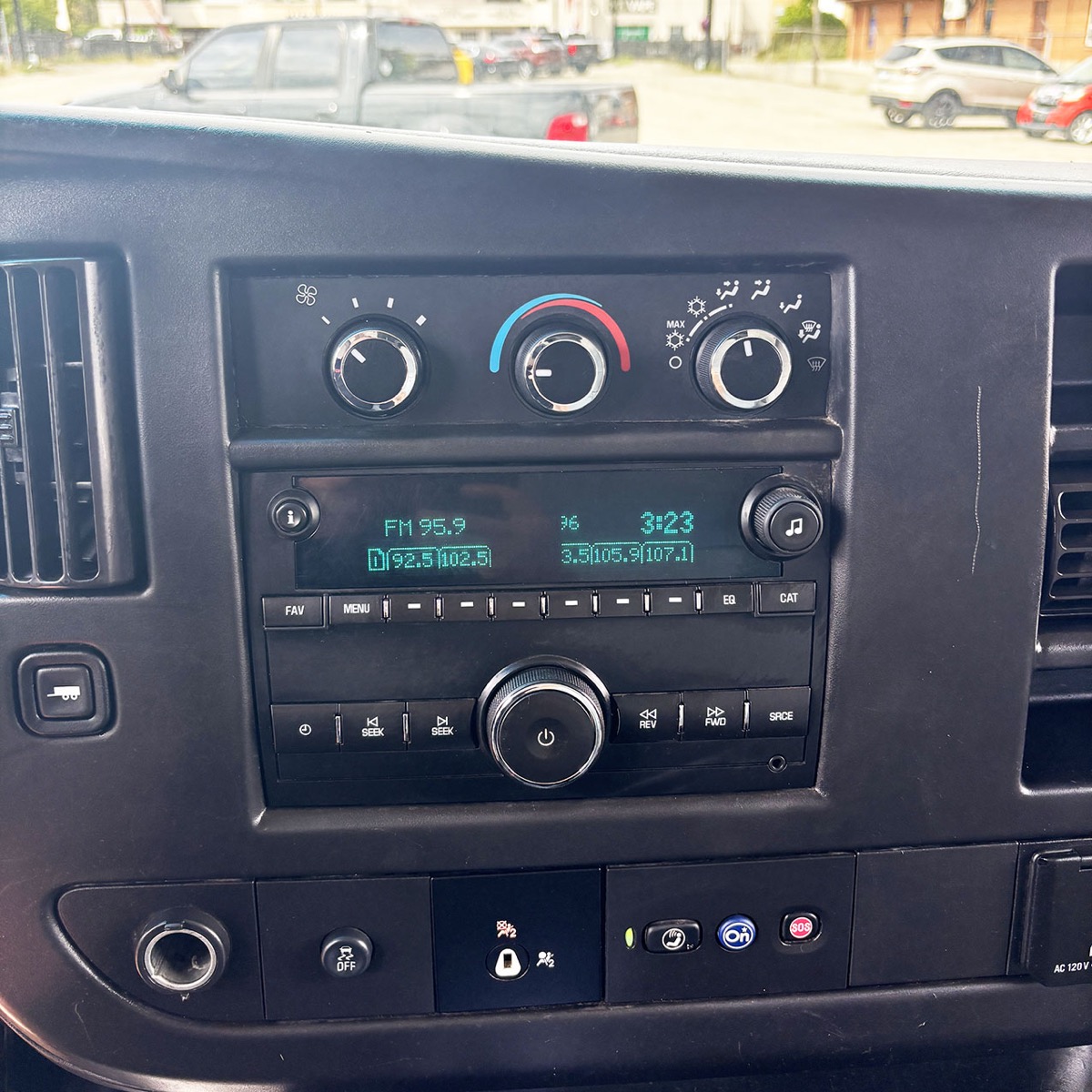 2018 GMC Savana2500 Cargo 135