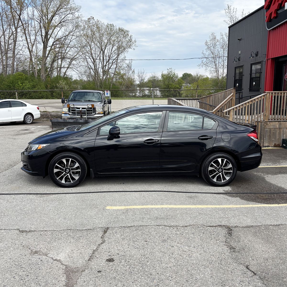 2013 Honda CivicLX