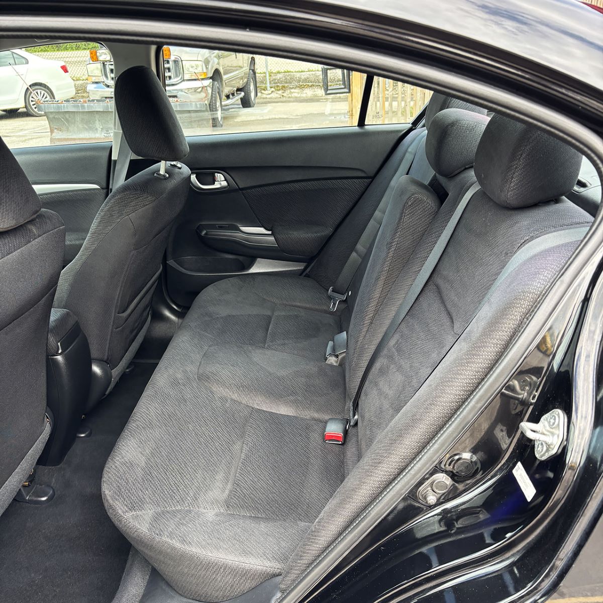 2013 Honda CivicLX | Ice cold air | Auto | P.Sunroof