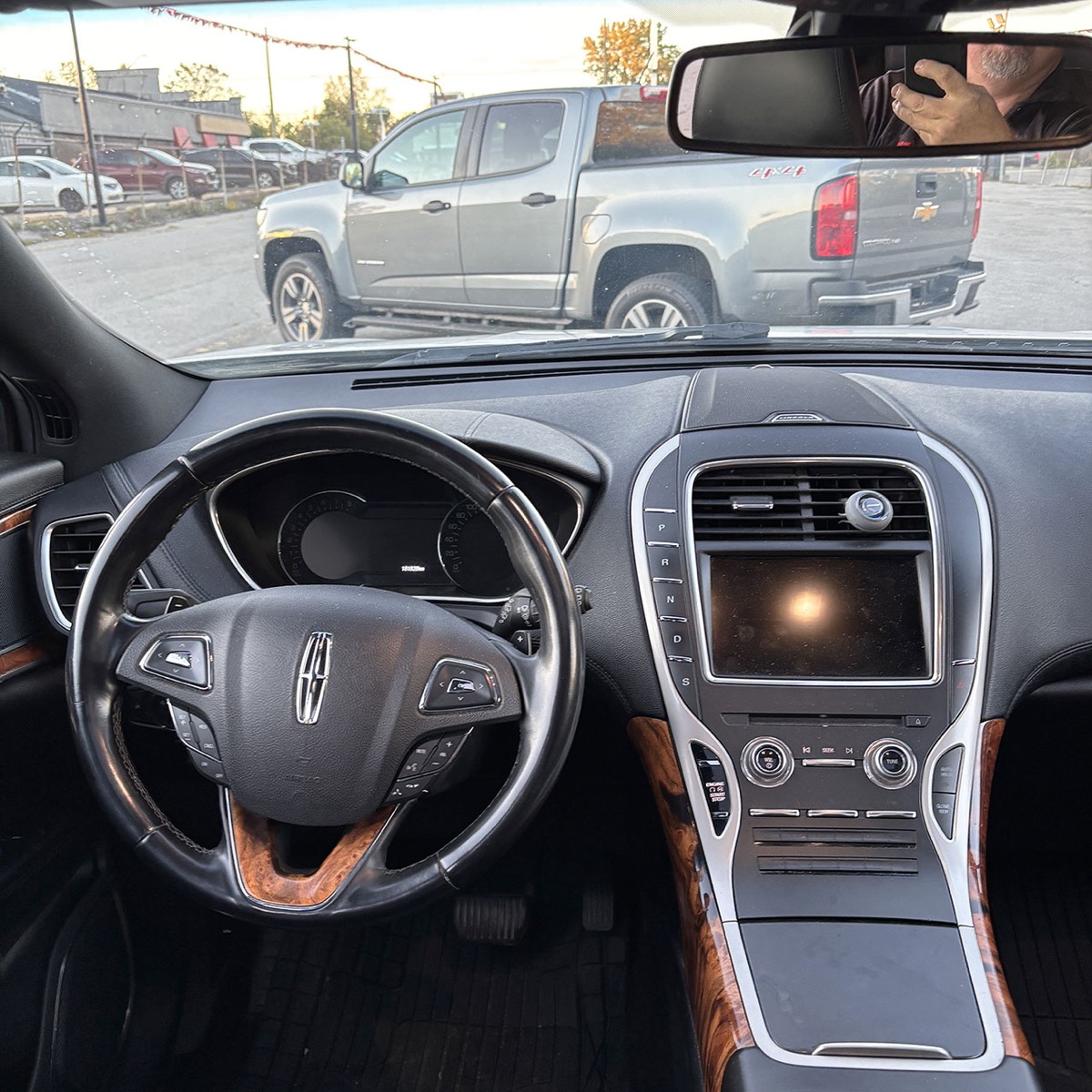 2017 Lincoln MKXReserve