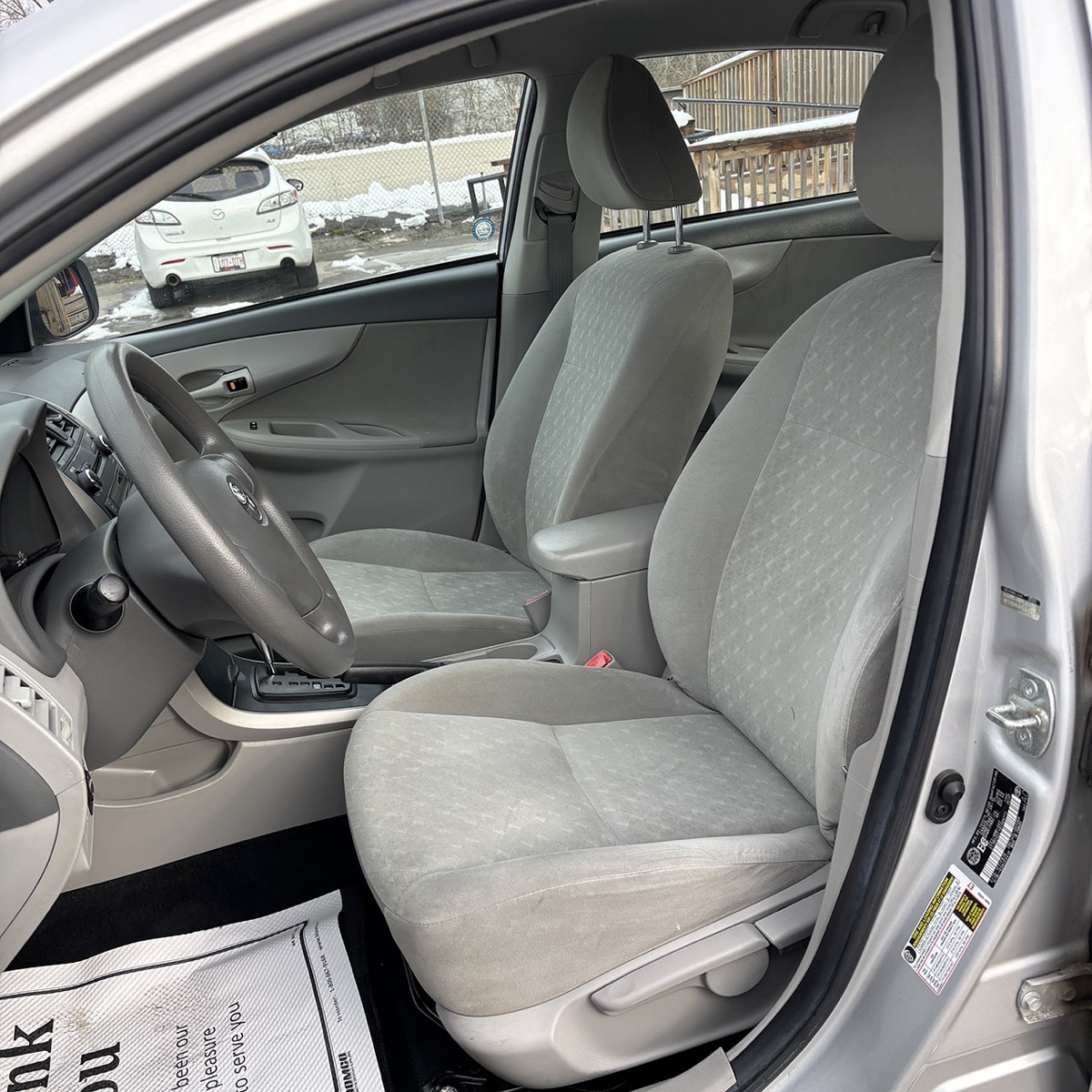 2010 Toyota CorollaLE