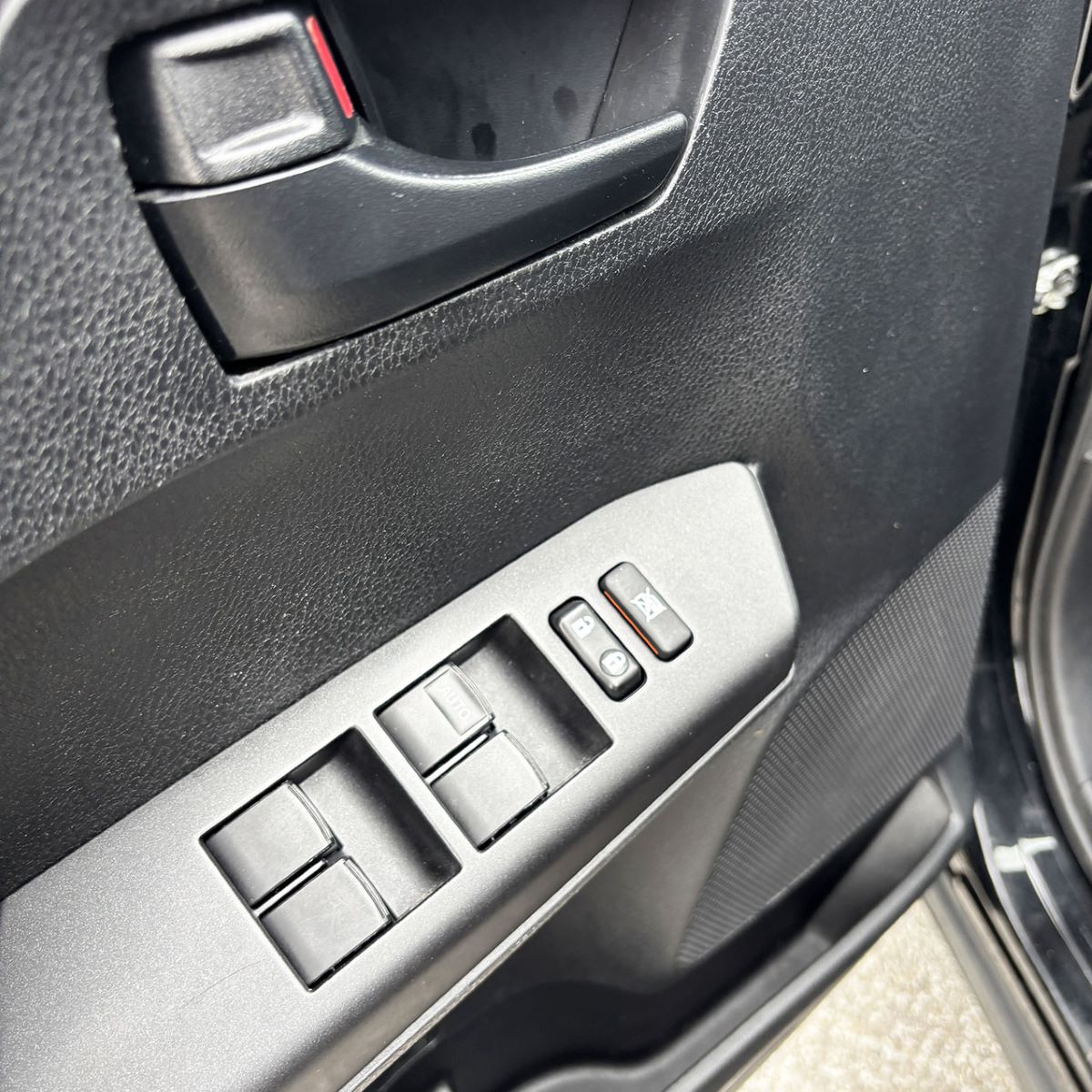 2016 Toyota RAV4LE