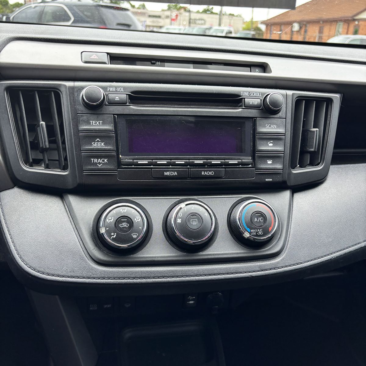2016 Toyota RAV4LE
