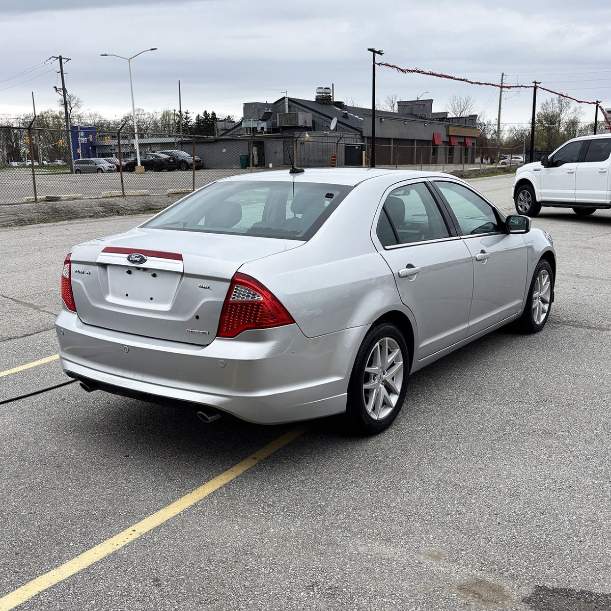 2012 Ford FusionSEL | Ultra low mileage ... 109,000kms