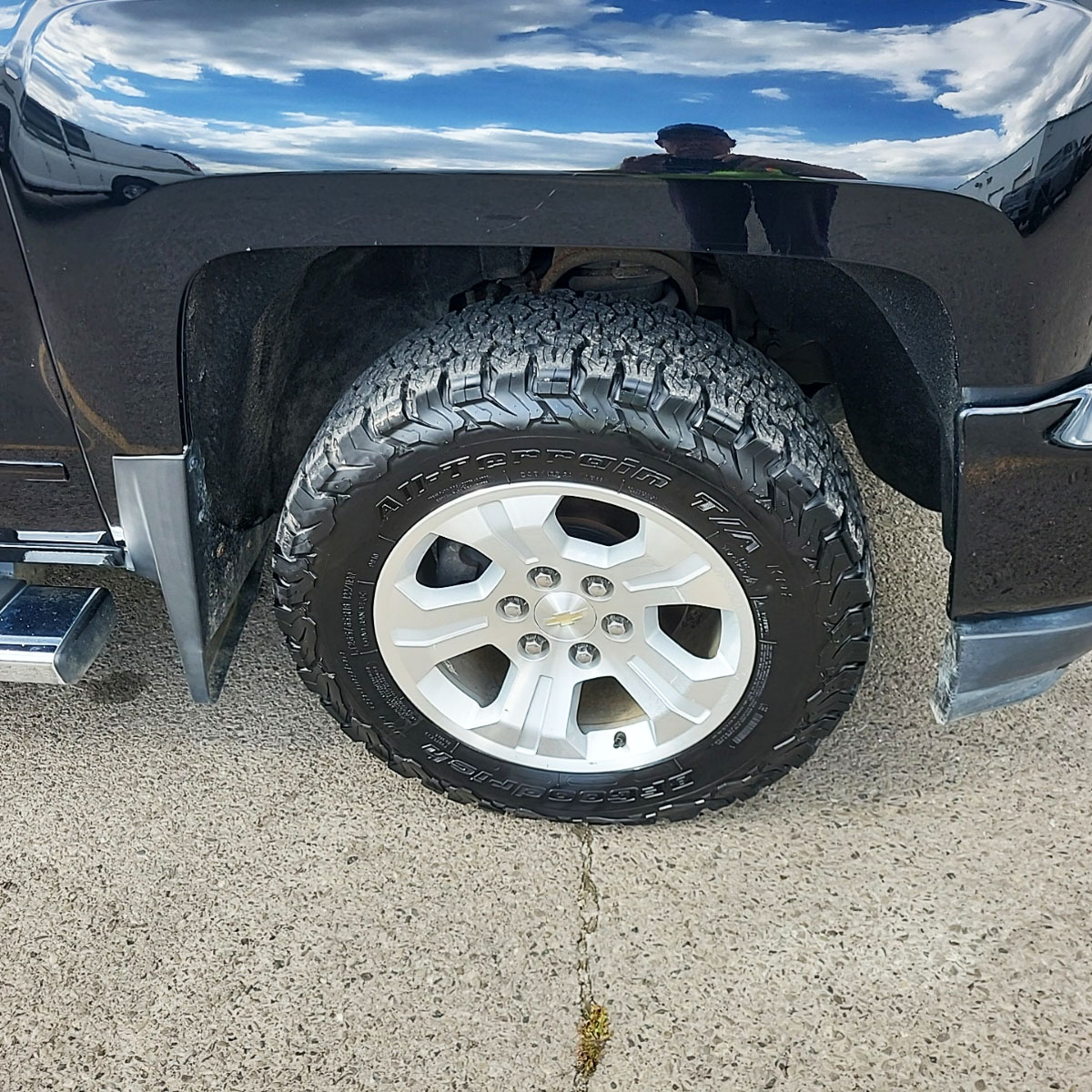2018 Chevrolet SilveradoLT
