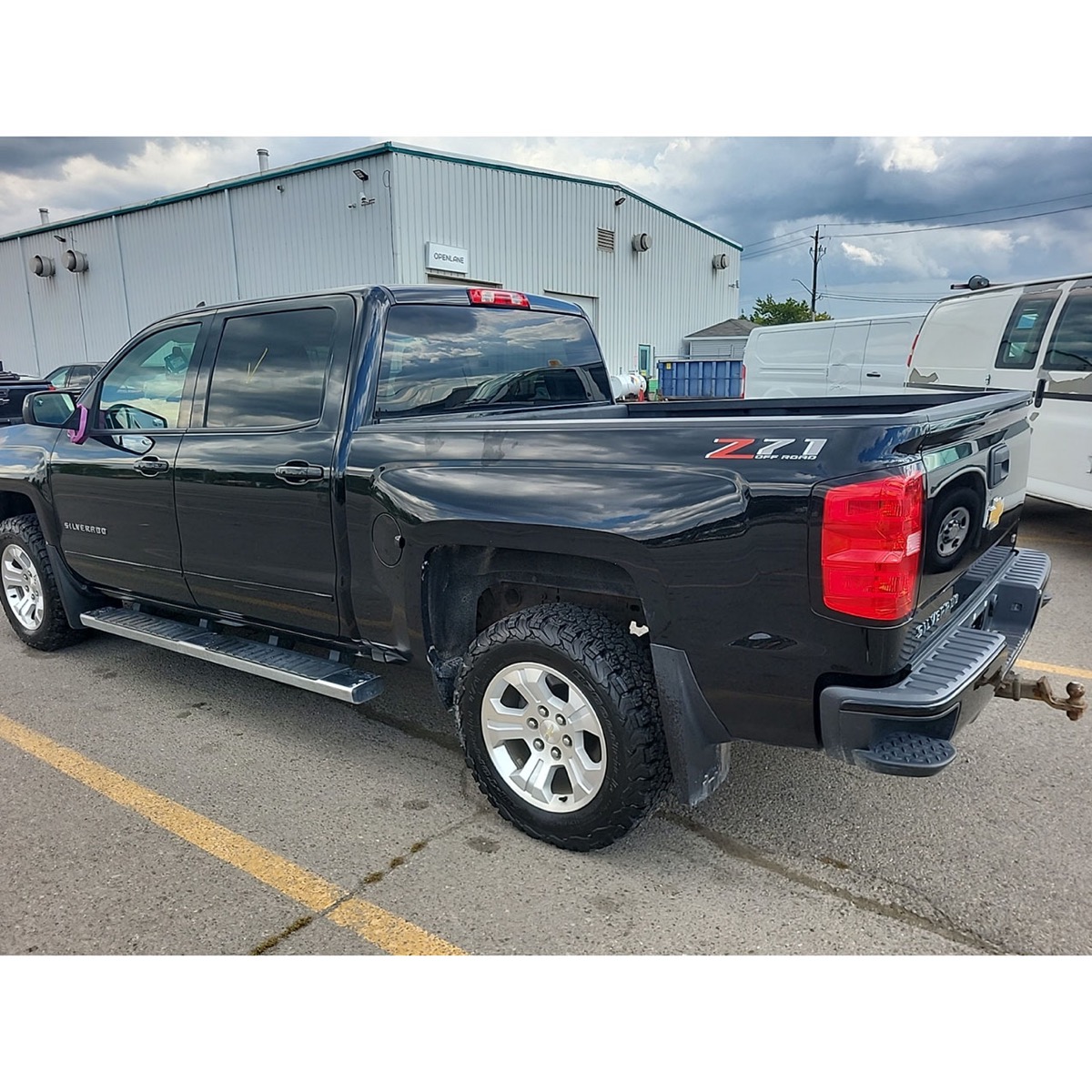 2018 Chevrolet SilveradoLT