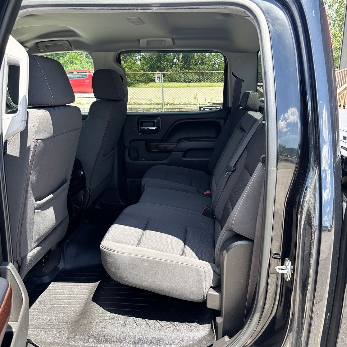 2017 GMC Sierra 1500SLE | 5.3L V8 | 4X4 | TOW PKG.