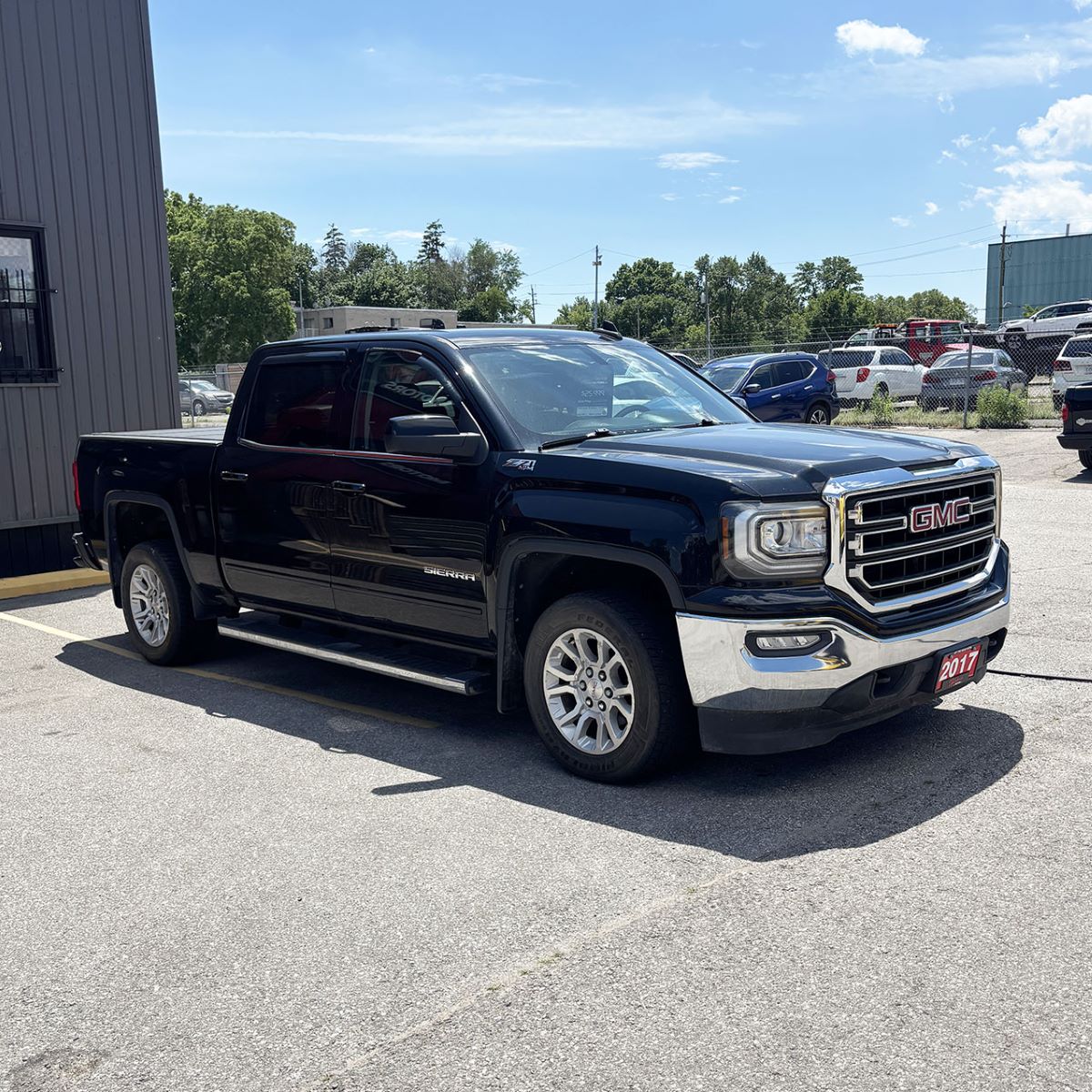 2017 GMC Sierra 1500SLE | 5.3L V8 | 4X4 | TOW PKG.