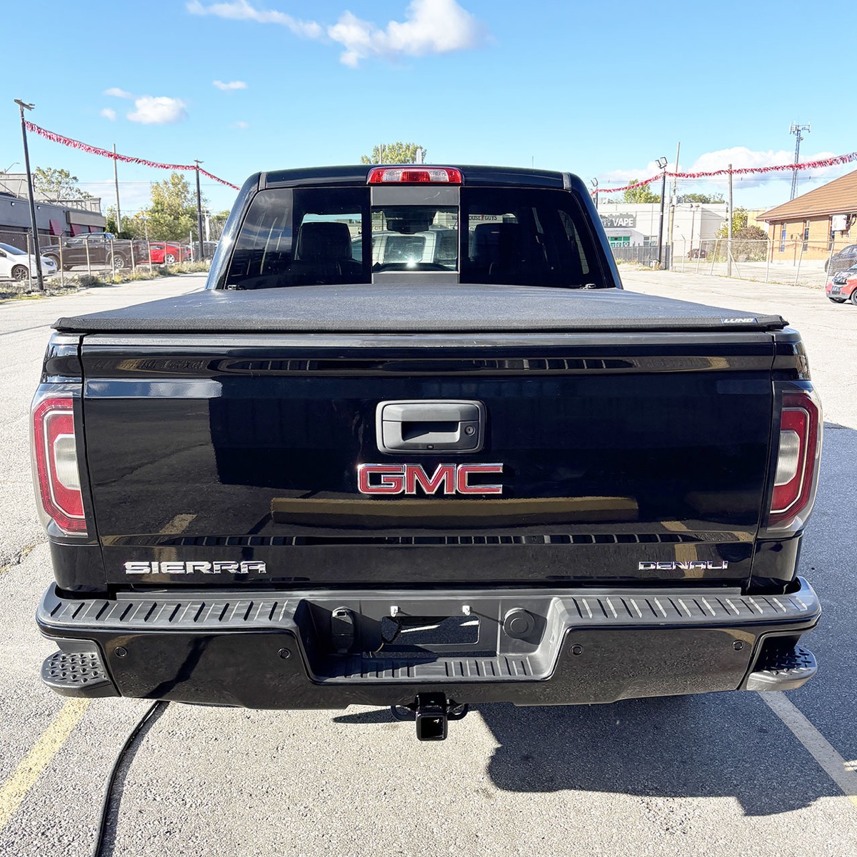 2018 GMC Sierra 1500Denali Crew Cab, 4WD 143.5in.