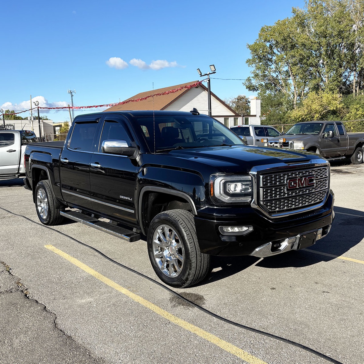 2018 GMC Sierra 1500Denali Crew Cab, 4WD 143.5in.