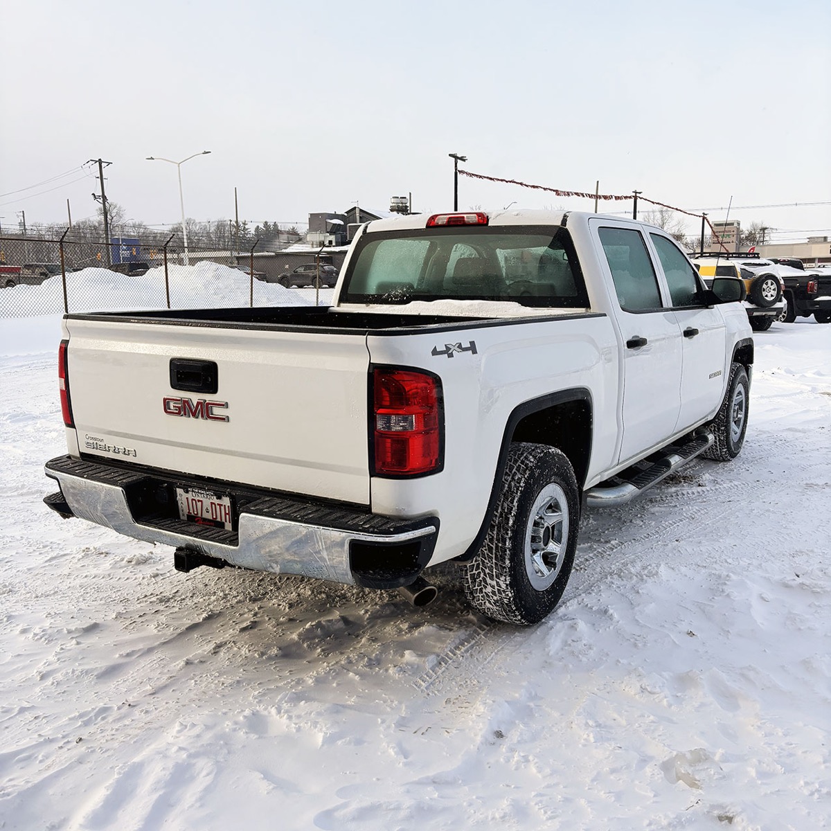 2015 GMC Sierra 1500 Base, Crew Cab, Short Box, 4WD