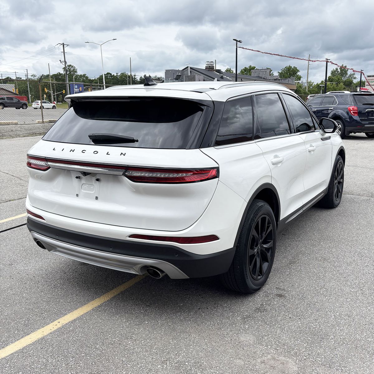 2020 Lincoln CorsairBase | Pano Roof | Leather | P.Liftgate