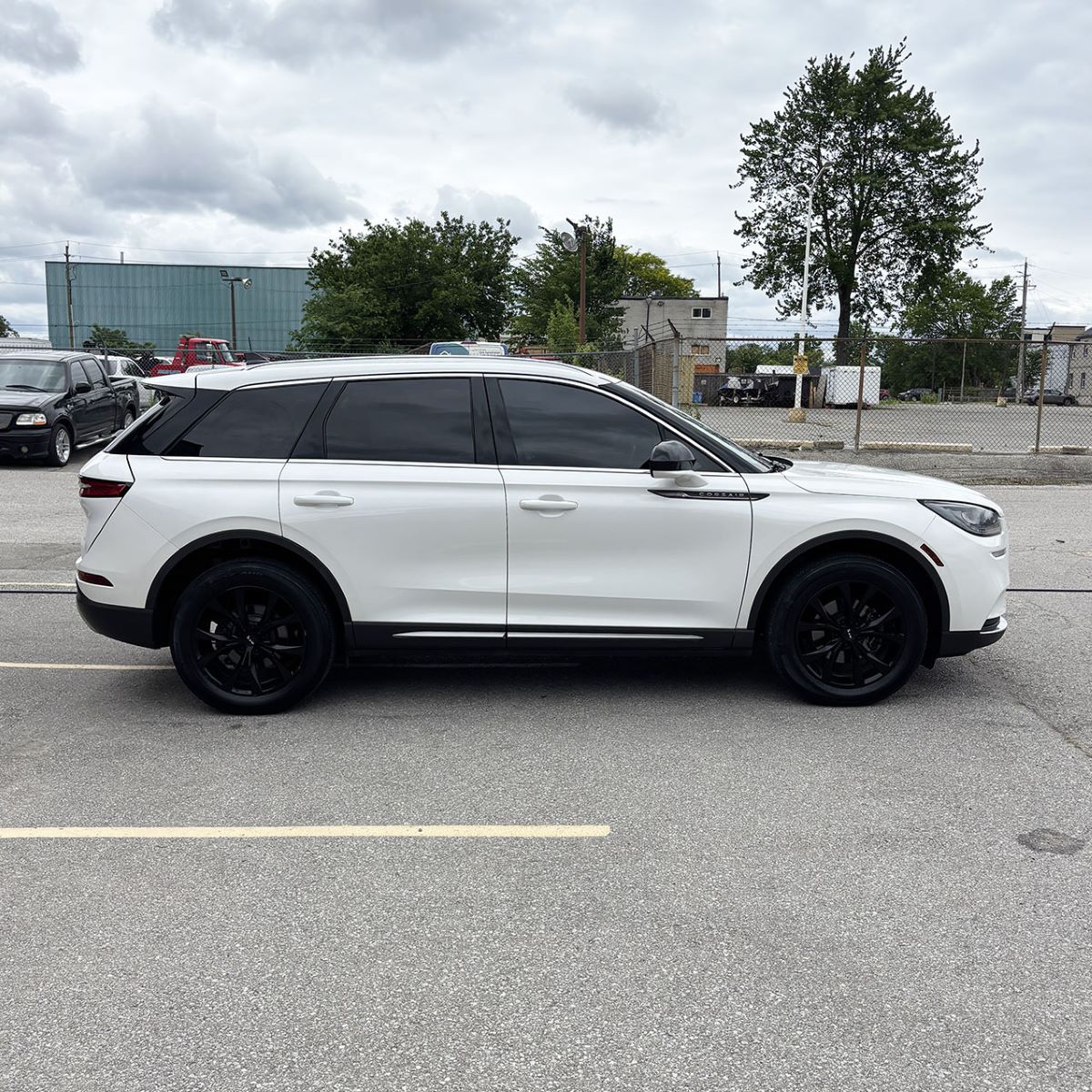 2020 Lincoln CorsairBase | Pano Roof | Leather | P.Liftgate