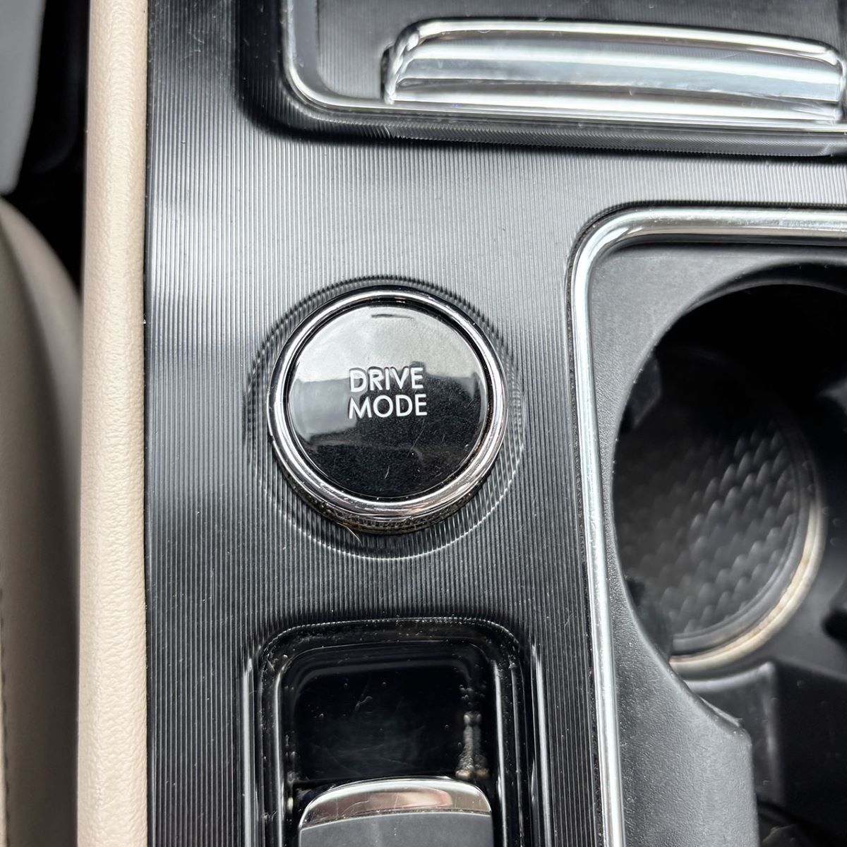 2020 Lincoln CorsairBase | Pano Roof | Leather | P.Liftgate
