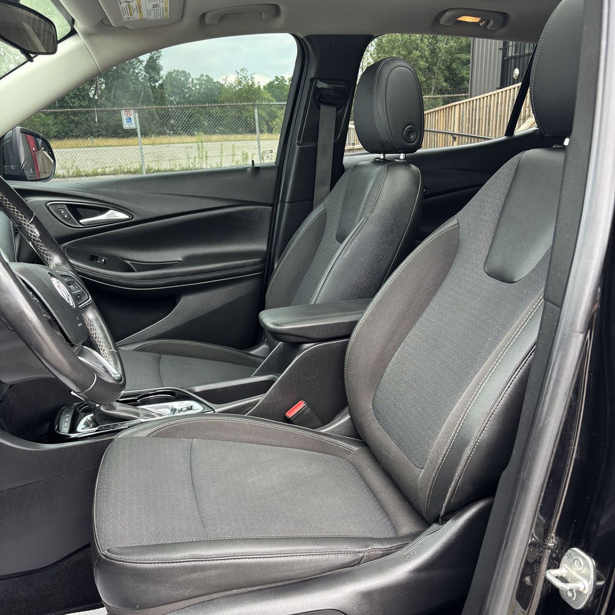 2020 Buick Encore GX Select